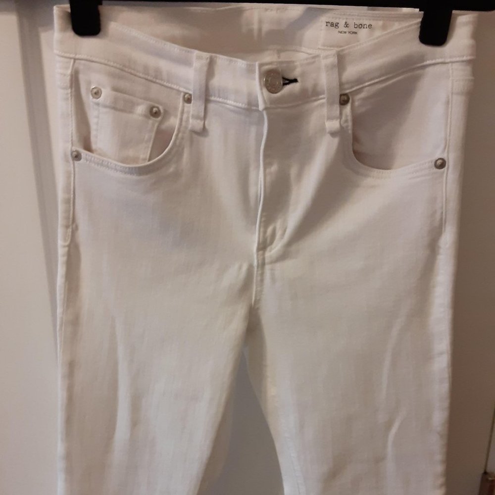Rag & Bone Super Cute Kick Flare Cropped White Jeans Waist 28"